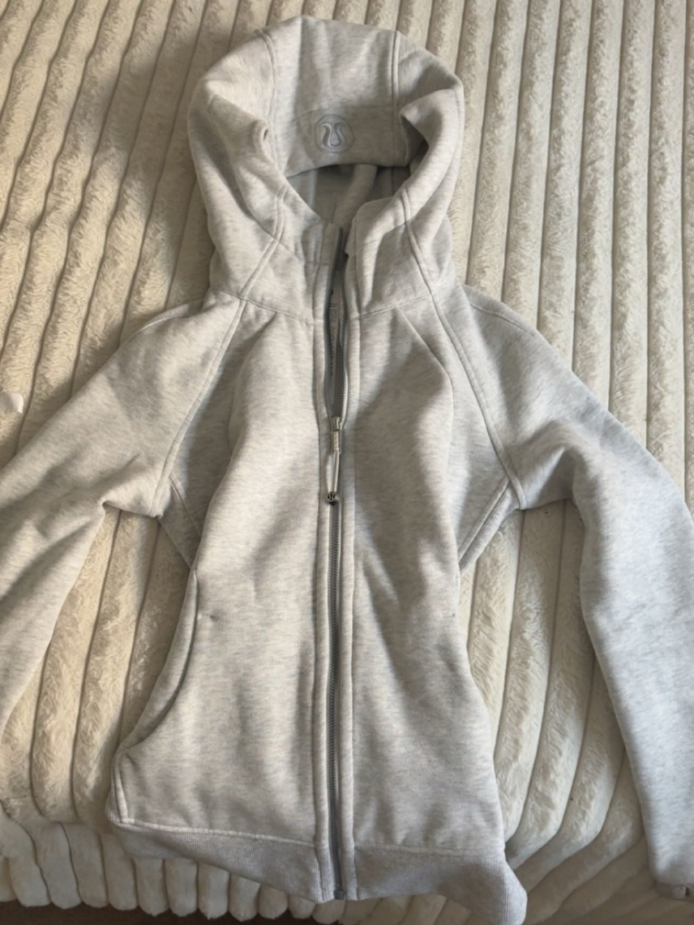 Lululemon full zip scuba